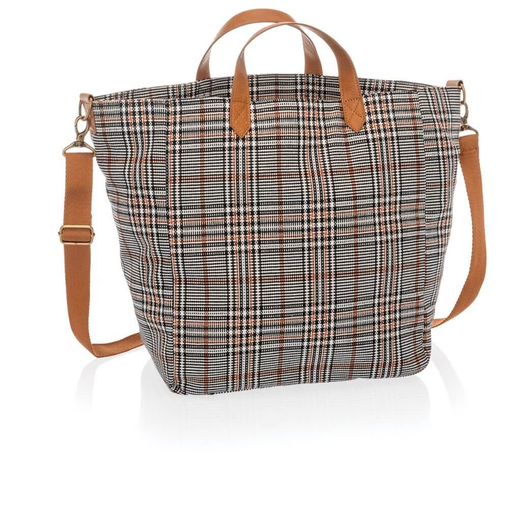 Thirty-One Gifts - Part tote, part crossbody, 100% fall-approved
